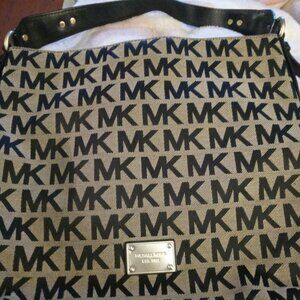 Mk purse